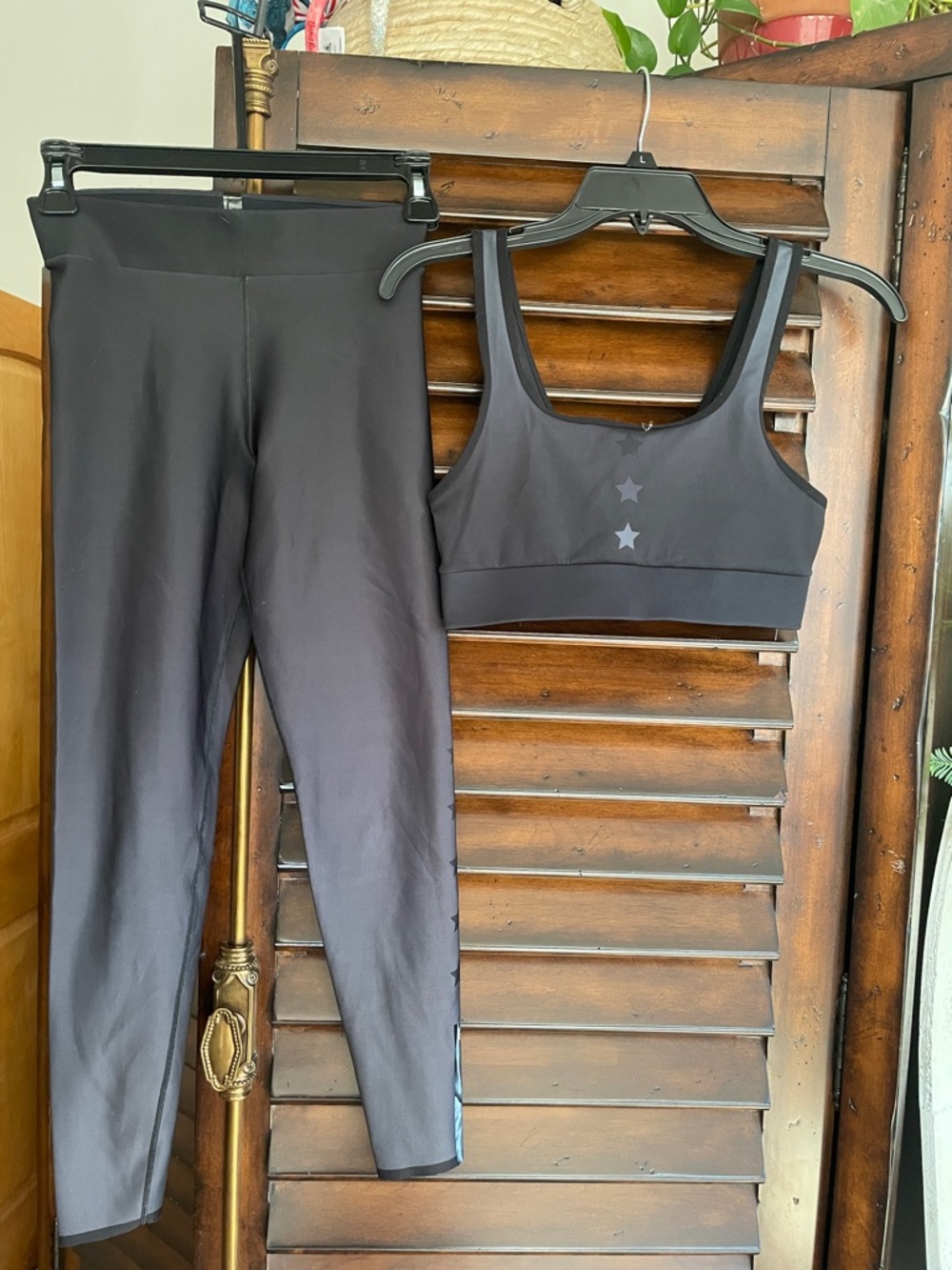 Cor by Ultra Cor Luxury 2 piece Black Star Sports Bra Leggings Set Small